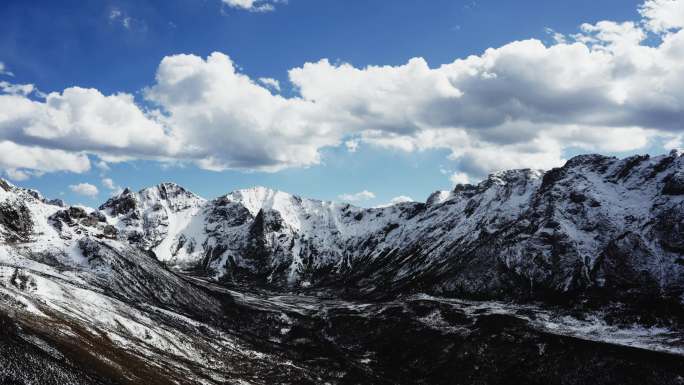 4K航拍延时 白云 雪山 甘南 洛克之路