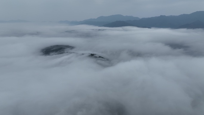 4k 航拍山云海山川高山森林大自然