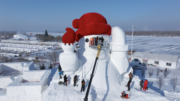 建造大雪人