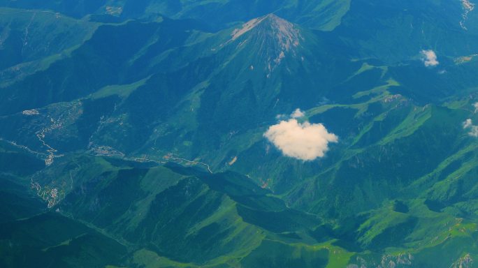 航拍风光山川大地飞机窗外