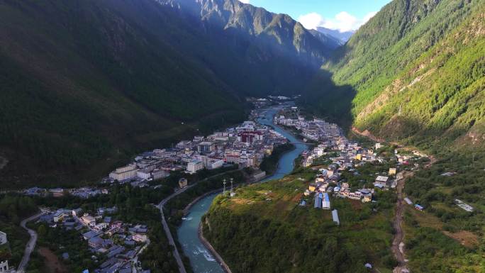 西藏察隅县桑曲河清水河大峡谷