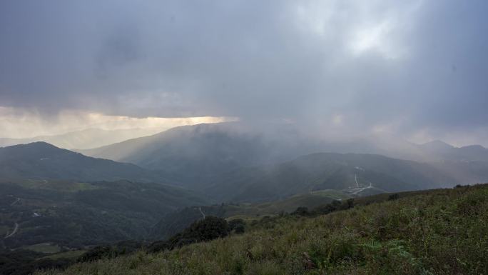 高山上的日落