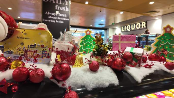 商场永旺超市圣诞节促销装饰