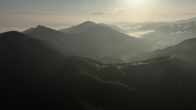 4k 航拍山云海山川高山森林大自然