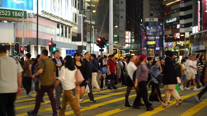 香港斑马线行人过马路红绿灯路口人行横道