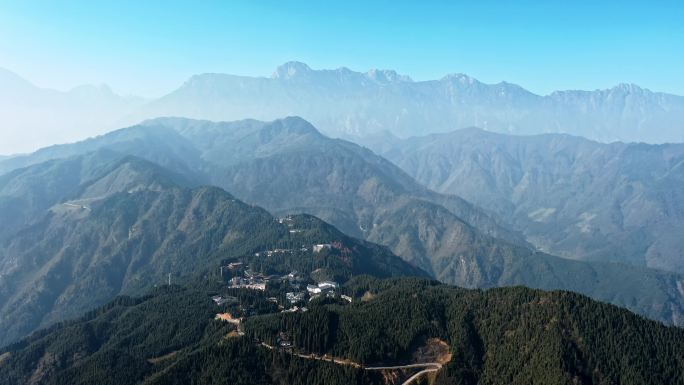 航拍大山群山山峰森林绿色生态