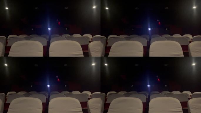 电影院放映机光束