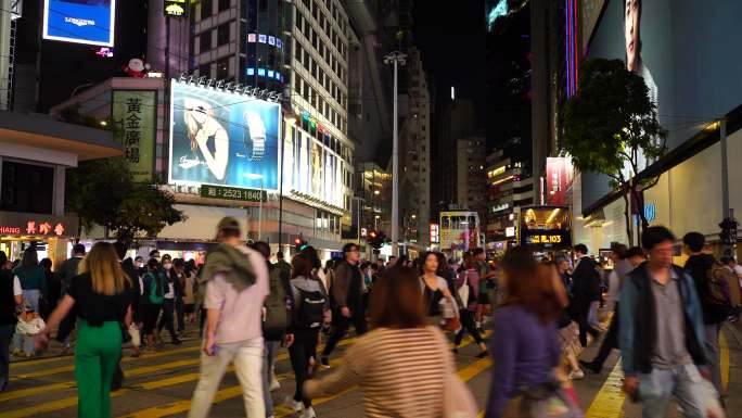 香港斑马线行人过马路红绿灯路口人行横道