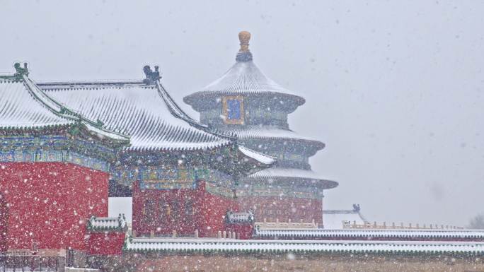 下雪中的天坛祈年殿