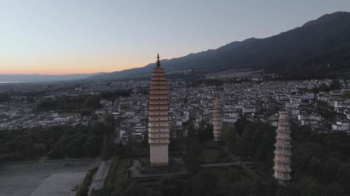 5K-航拍清晨大理崇圣寺三塔，崇圣寺