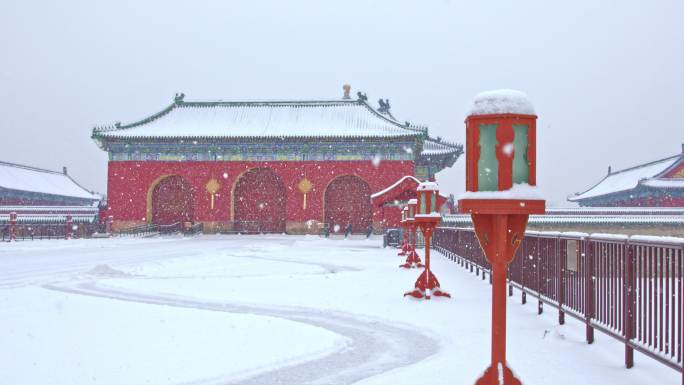 下雪中的天坛祈年殿