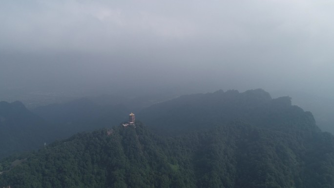 航拍四川都江堰山峰古庙