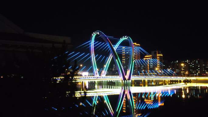 延吉天池大桥夜景