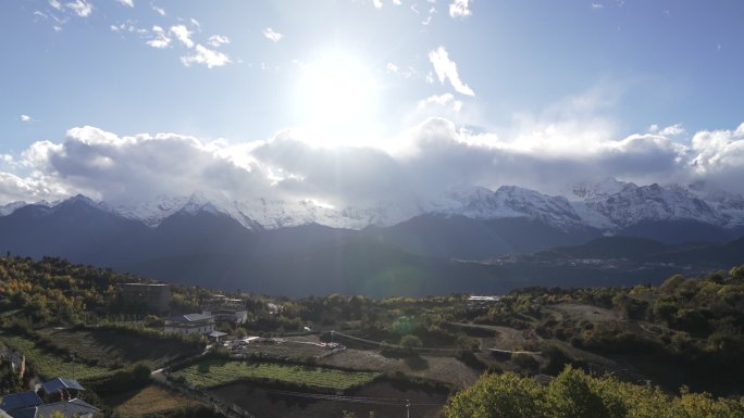 梅里雪山远景