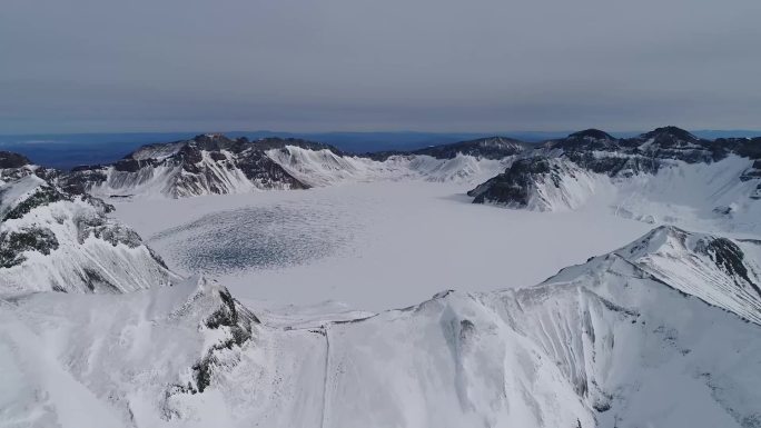 雪山风景航拍