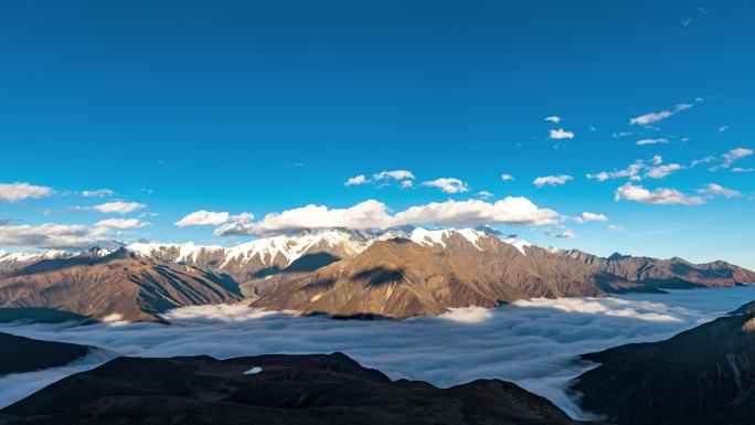 贡嘎雪山日照金山延时