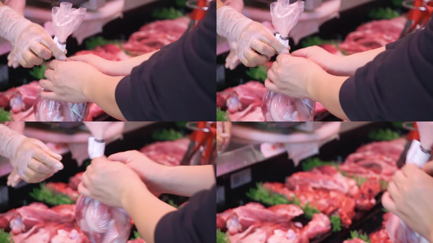 买猪肉递给顾客