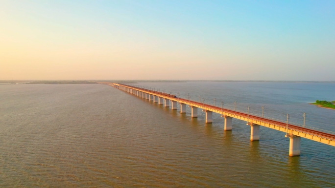 浩吉铁路