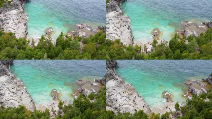 布鲁斯半岛的岩石海滩和绿色森林，无人机拍摄