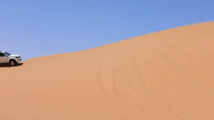 沙漠越野