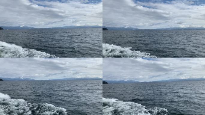 琵琶湖游船的浪