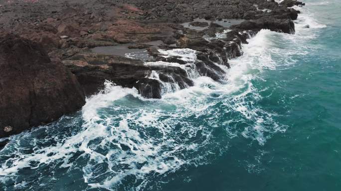 海浪海水海边礁石