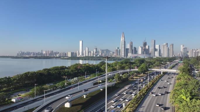 深圳湾滨海大道车流