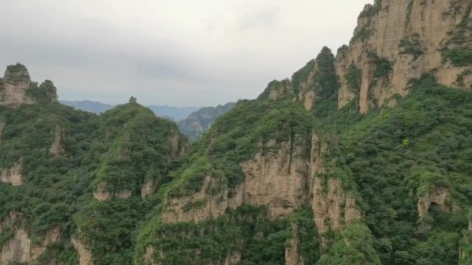 重峦叠嶂自然山景风景