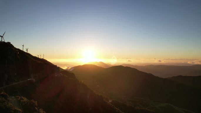 括苍山日出风车云海