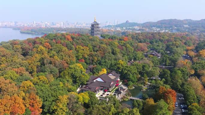 杭州西湖雷峰塔秋景航拍