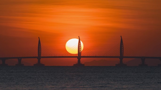 港珠澳大桥海豚塔日出