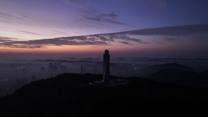 武汉江夏纸坊八分山气象塔绝美朝霞城市风景