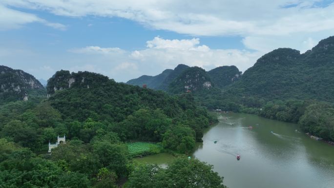 航拍柳州市龙潭公园全景环绕青山绿水