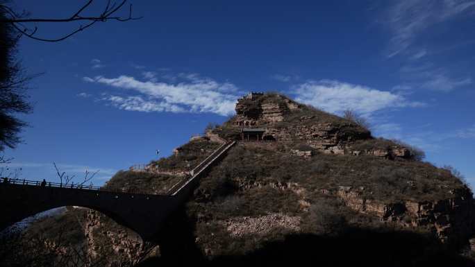 山 蓝天 白云 山间 上帝视角 俯视