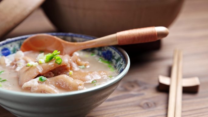 四川美食川菜猪蹄蹄花汤