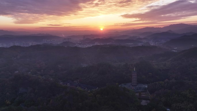 新昌大佛寺西禅寺万佛塔日出航拍