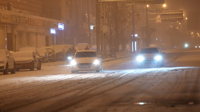 下雪城市夜晚 雪天城市空镜 孤独凄凉写意