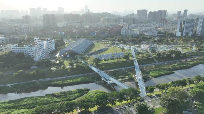 深圳光明区左岸科技公园航拍茅洲河碧道风景