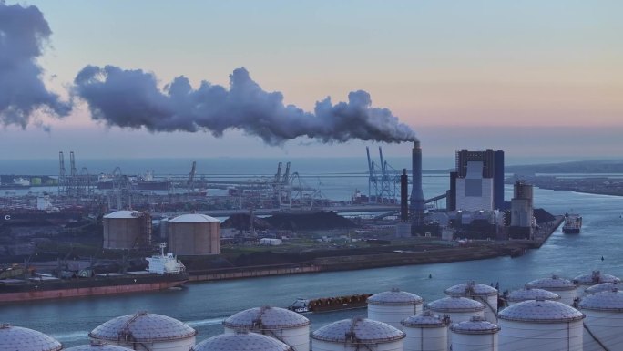 鹿特丹缟玛瑙发电厂，世界上最清洁、最高效的发电厂之一