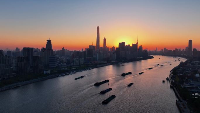 杨浦北外滩望陆家嘴夕阳航拍城市天际线全景