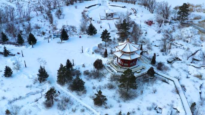 4k航拍冬季冰雪覆盖的大地