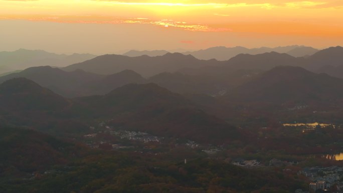 杭州风光西湖秋天夕阳全景航拍