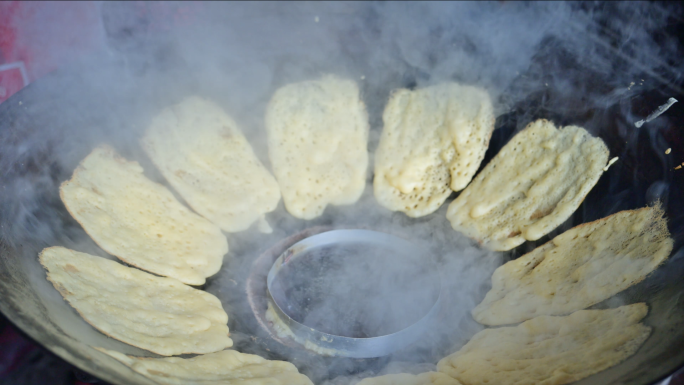 乡愁美食锅边馍馍老家味道