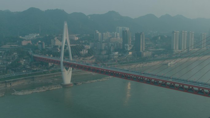 恢宏大气重庆嘉陵江大桥晨光