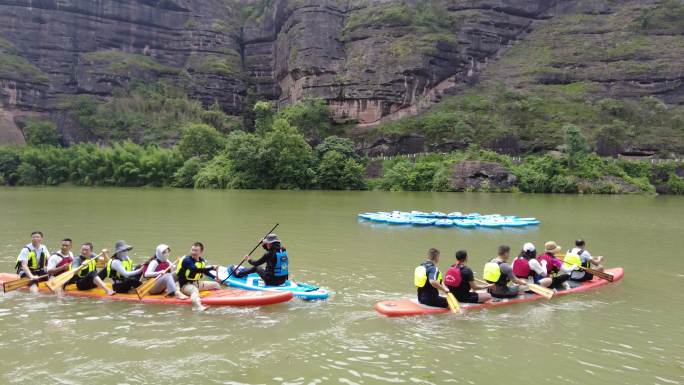 夏天郴州西河风光带五里牌水上运动划船2