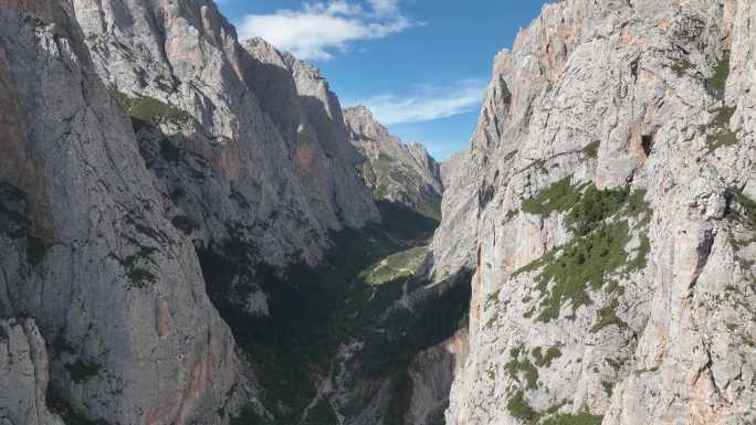 甘肃 迭部县 扎尕那 峡谷 山脉