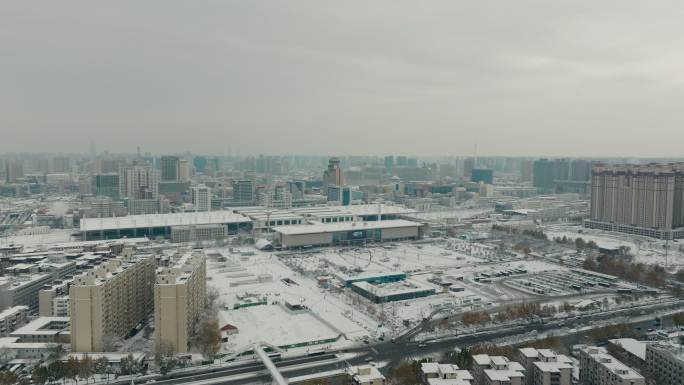 郑州火车站西广场雪景