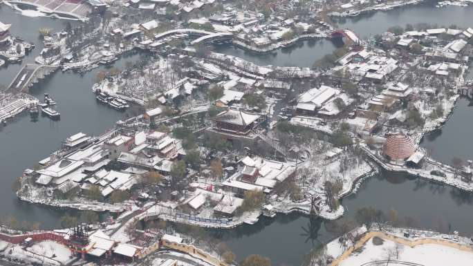 开封地标雪景开封清明上河园雪景航拍