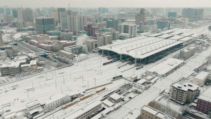 郑州火车站雪景