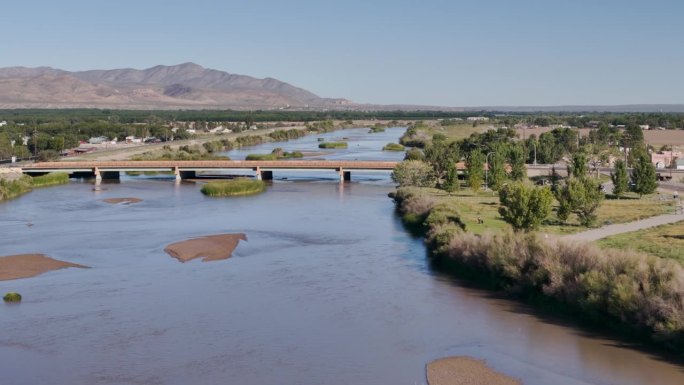 拉斯克鲁塞斯，新墨西哥州:格兰德河